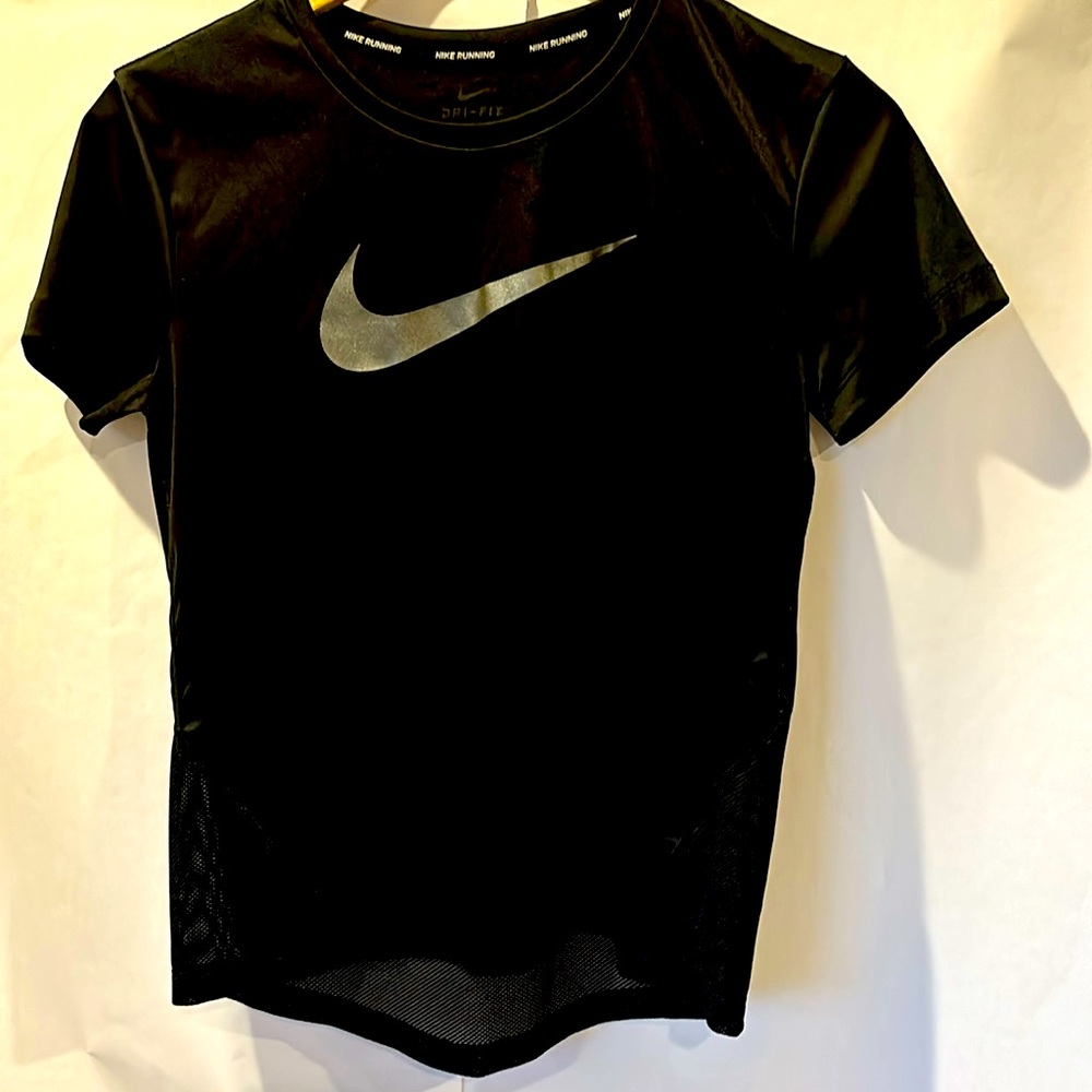 Like New Nike black running t shirt